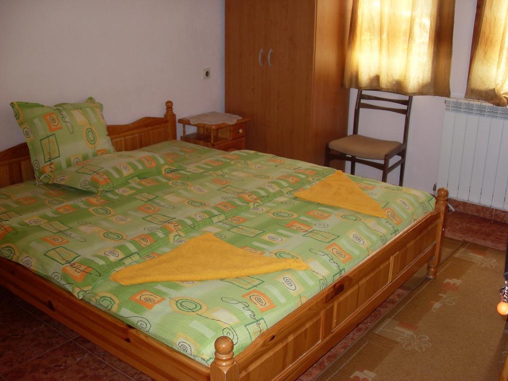 Guest House Rimski Most Мелник Екстер'єр фото
